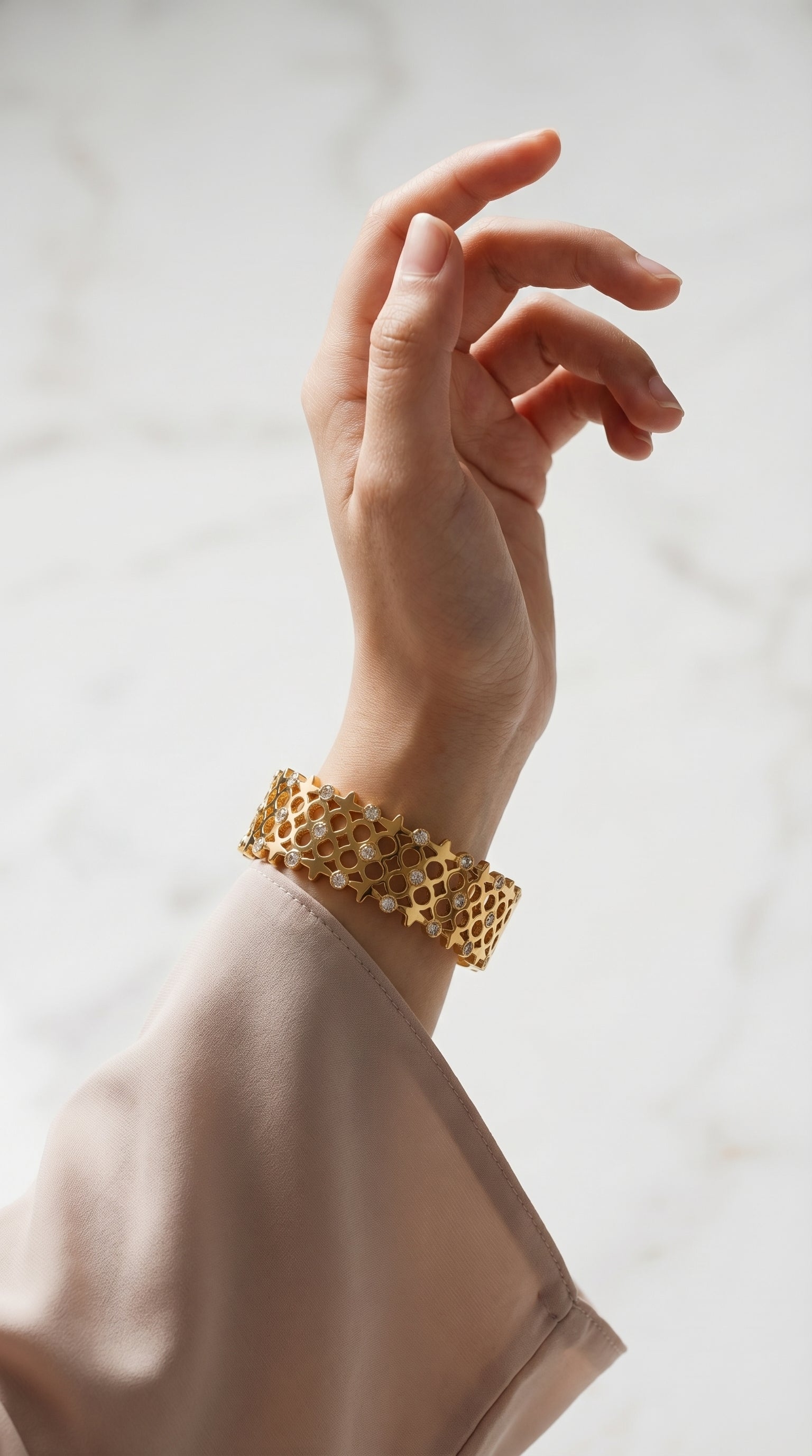 Zoya Crystal Filigree Bangle