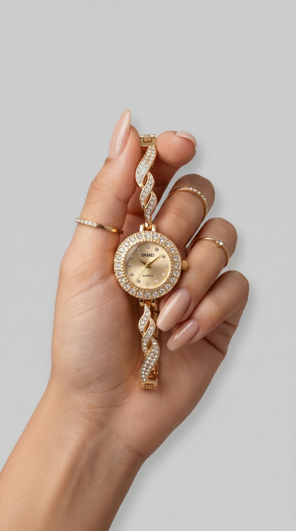 The SKMEI Aurora Crystal Timepiece