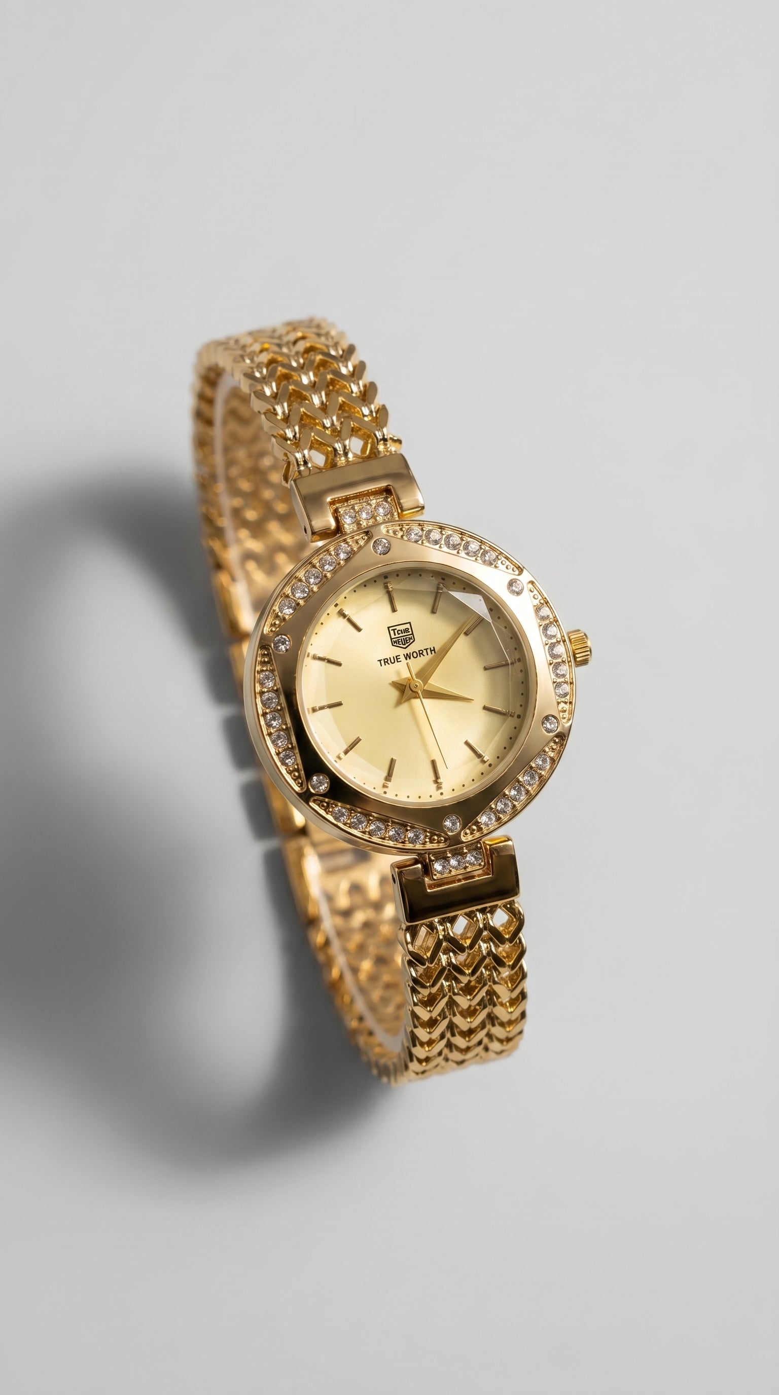 Diamond Curved Mirror Watch