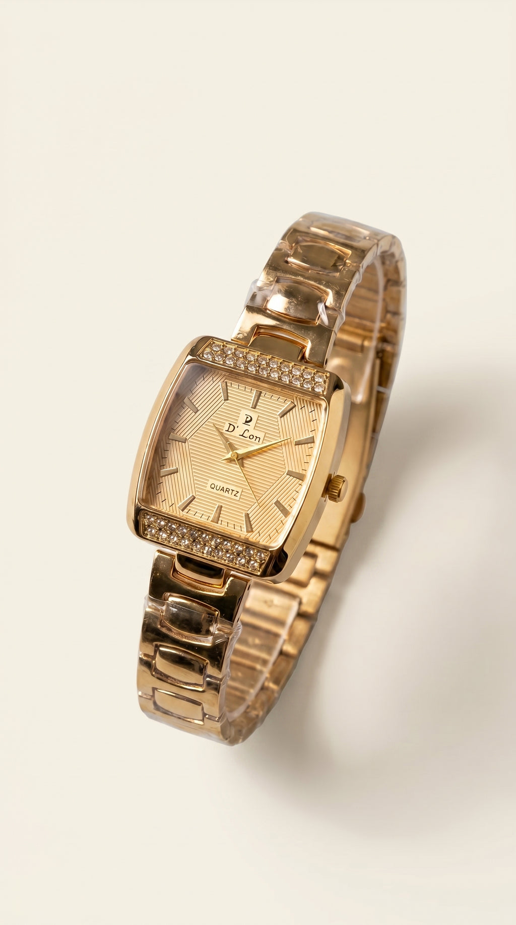 The D’Lour Square Radiance Timepiece
