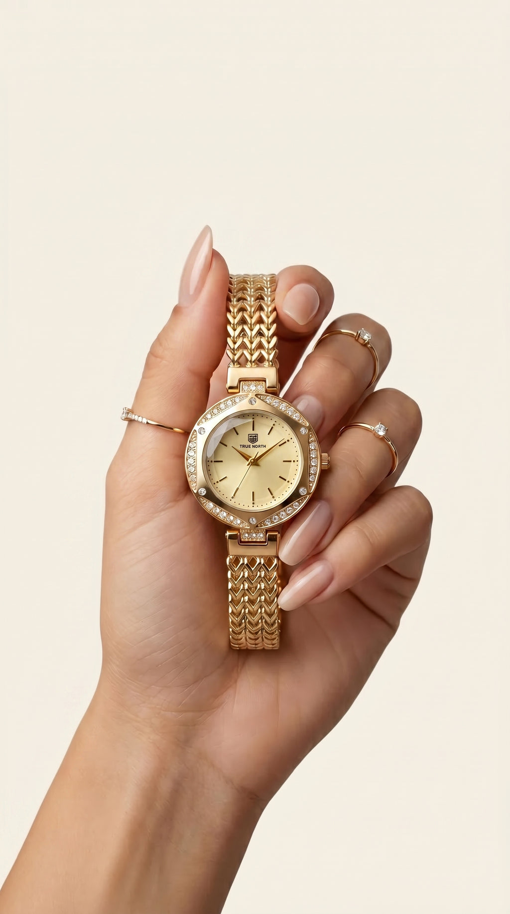 Diamond Curved Mirror Watch