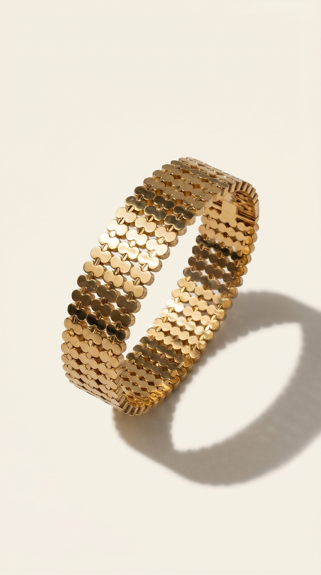 Aura Link Bangle